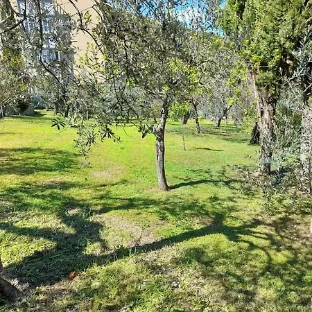 Apartmán Con Giardino E Parcheggio Riservato