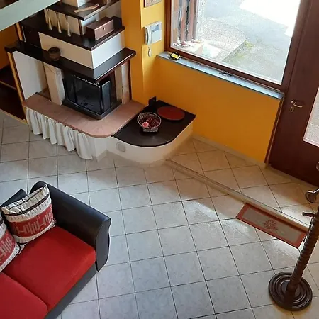 Con Giardino E Parcheggio Riservato Apartmán *