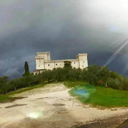 Con Giardino E Parcheggio Riservato Apartmán Narni