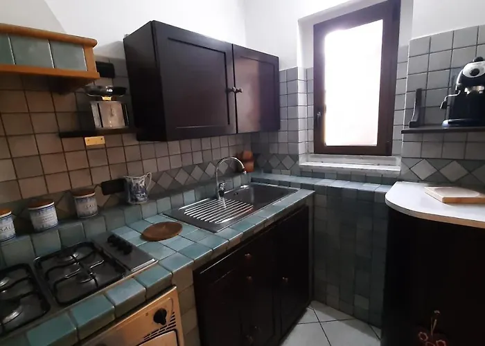 Con Giardino E Parcheggio Riservato Διαμέρισμα *